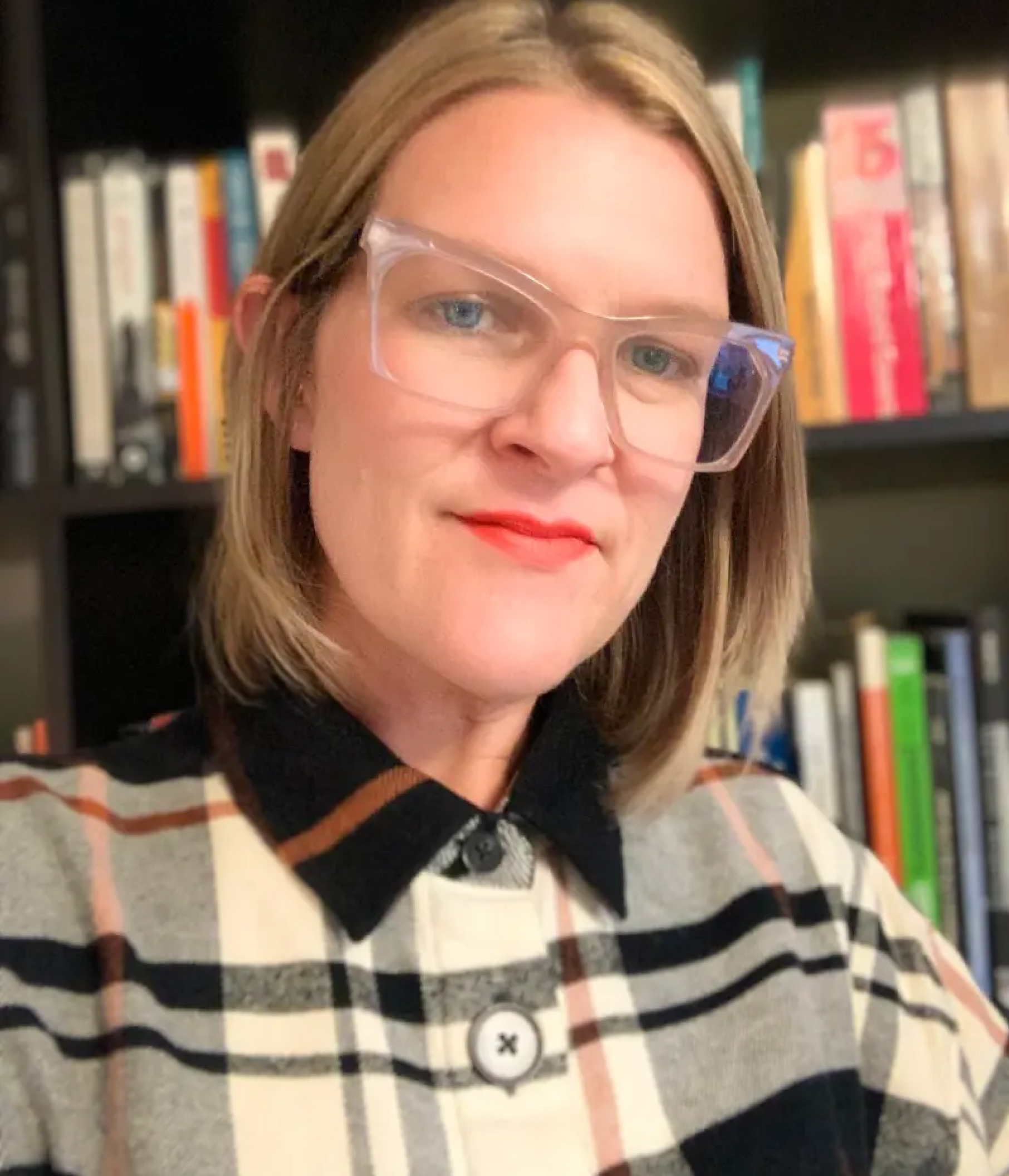 Elle Woulfe - CMO