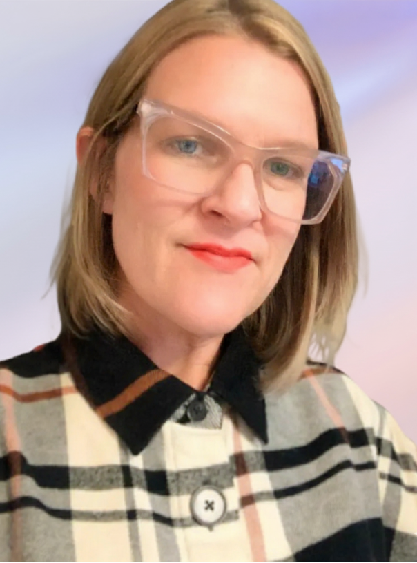 Elle Woulfe - CMO